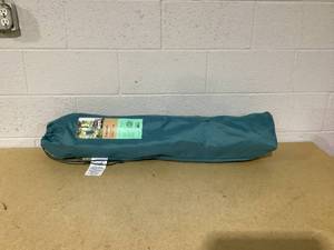 lot 426 image: 3 Position Tension Recliner Outdoor Portable Camp Chair Green - Embark
