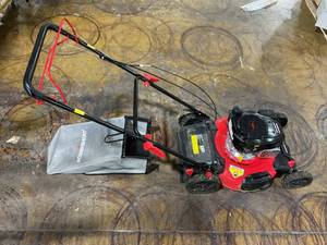 lot 134 image: PowerSmart 21 170cc Gas Self-Propelled Lawn Mower