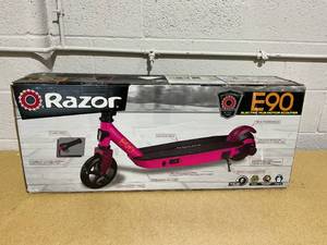 lot 163 image: Razor Black Label E90 Electric Scooter - Pink, for Child Ages 8 and up to 120 lbs, up to 10 mph