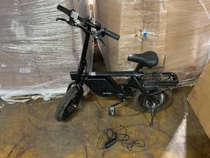 lot 47 image: Jetson Atlas Pro 14 Fat Tire Folding Electric Bike