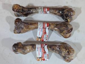lot 107 image: 3 Pack Natures Own Smoked Lamb Femur Dog Chew