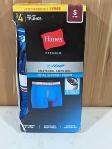 lot 17 image: Hanes Premium X-Temp Tagless Trunks w Total Support Pouch - S - 4 Pack