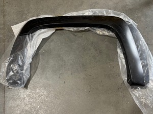 lot 28 image: Fender Flares