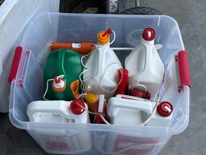 lot 56 image: Weed and Insect Killer