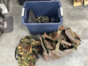 lot 65 image: Duffle Bags