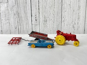 lot 107 image: Vintage Toys