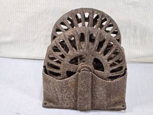 Vintage Revolving Double Wheel Hog Oiler - Stuck