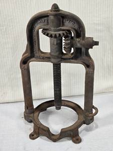lot 9 image: National Specialty Fruit Juice Press with Patent Date 1897