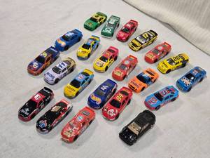 lot 64 image: Lot of Die-Cast NASCAR Model Cars
