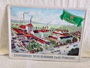 lot 119 image: Exportbrauerei Justus Hildebrand Tin Sign approximately 14 inches by 10 inches.
