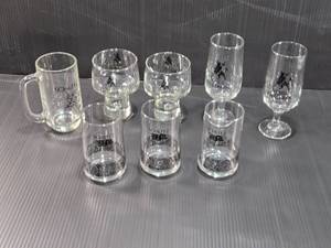 lot 150 image: Schlitz Malt Liquor Glassware Assortment