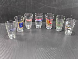 lot 168 image: Branded Beer Glasses from brands such as Budweiser, Bud Light, Coors Light, Henrys, and others