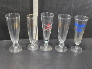 lot 182 image: Beer Glasses Featuring Budweiser and Olympia Brands