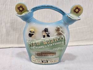 lot 208 image: 1972 Jim Beam New Mexico Statehood Decanter