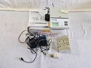 lot 260 image: Stamps.com Electronic Postal Scale with Accessories - Need to push hard on right side buttons to work