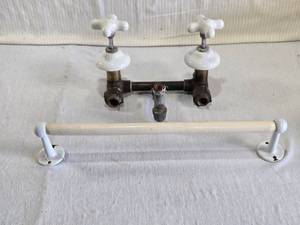 lot 265 image: Vintage Enamel Bathroom Sink Faucets and Towel Bar