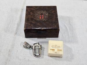 lot 306 image: Vintage Cigar Box with Lighter and Fox Package Store Cigarette Case