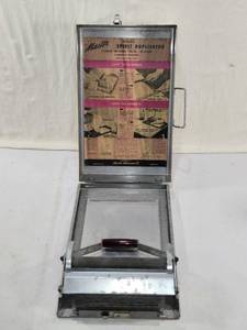 lot 316 image: Vintage Portable Spirit Duplicator