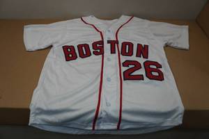 lot 9 image: Signed Wade Boggs Jersey - JSA Certified