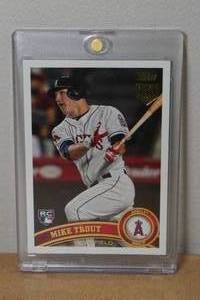 lot 18 image: 2019 Topps Mike Trout Rookie Baseball Card Reprint - 35150