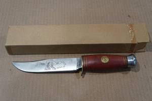 lot 95 image: The Wild West Bowie Knife No. 1 Buffalo Bill