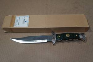 lot 97 image: The Wild West Bowie Knife No. 3 Davy Crockett