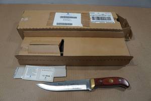 lot 101 image: The Wild West Bowie Knife No. 4 Wild Bill Hickok