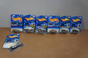 lot 158 image: 7 Hot Wheels Die Cast Cars