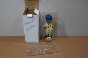 lot 207 image: Minnesota Twins Harmon Killebrew Bobblehead