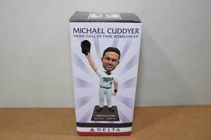 lot 211 image: Minnesota Twins Michael Cuddyer Bobblehead