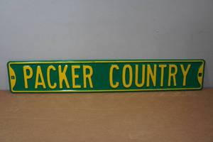 lot 238 image: Novelty Street Sign - Packer Country