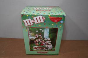 lot 254 image: Department 56 M&Ms Lighted House & Candy Dish
