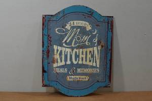 lot 275 image: Novelty Metal Sign - Moms Kitchen