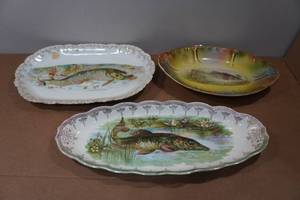 lot 291 image: 3 Vintage Wildlife Serving Plates - Bonn Fransant, Germany Porcelain, Sterling China
