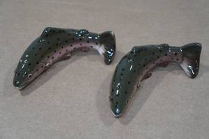 lot 299 image: Vintage Salt & Pepper Shaker Set - Trout