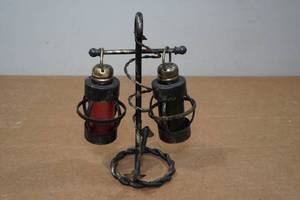lot 301 image: Vintage Nautical Salt & Pepper Shaker Set
