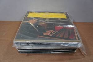 lot 363 image: Vinyl Record Albums - Classical - Bach, Mozart, Brahms
