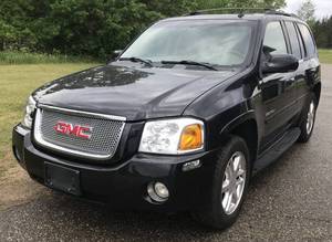 lot 3 image: 2009 GMC Envoy Denali 4X4