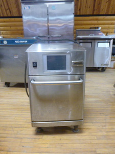 lot 14 image: Merry Chef Countertop Convection Oven