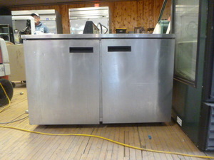 lot 24 image: Enodis 2-Door Cooler
