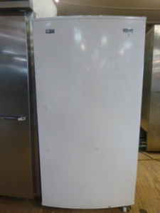 lot 25 image: Maytag Freezer