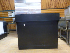 lot 45 image: Hostess Stand