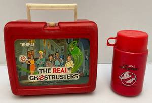 lot 9 image: 1984 The Real Ghostbusters 1986  Plastic Thermos Lunchbox With Thermos