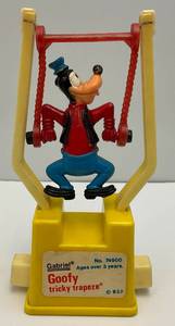 lot 35 image: Vintage 1960s Gabriel Swinging GOOFY Toy (WORKS)5 12