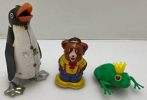 lot 44 image: Misc. Vintage Wind Up Tin Litho Toys