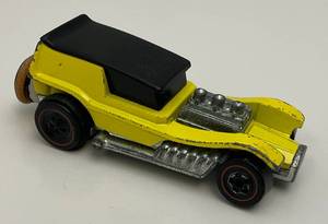 lot 101 image: 1973 Hot Wheels Redline Revvers Haulin Horses Yellow Hong Kong