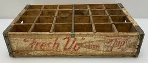 lot 167 image: Vintage 7UP Wooden Soda Crate
