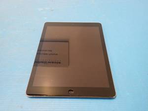 lot 19 image: Apple&nbspiPad Air 1st Gen A1474  16GB of storage  WIFI Only  Includes power cable 