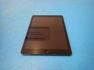 lot 20 image: Apple&nbspiPad Air 1st Gen A1474  16GB of storage  WIFI Only  Includes power cable 