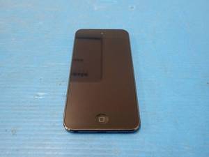 lot 38 image: Apple&nbspiPod 7th Gen A2178  32GB of storage  Includes Charging Cable  Screen has yellow hue 